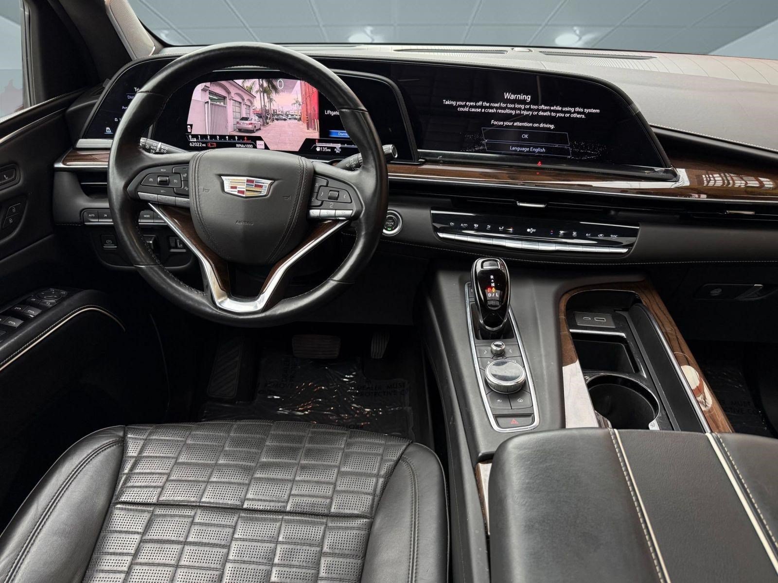 Used 2021 Cadillac Escalade ESV Sport Platinum w/ Heavy-Duty Trailer Package AWD/4WD image 13