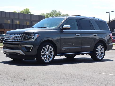 Used 2019 Ford Expedition Platinum AWD/4WD image 11