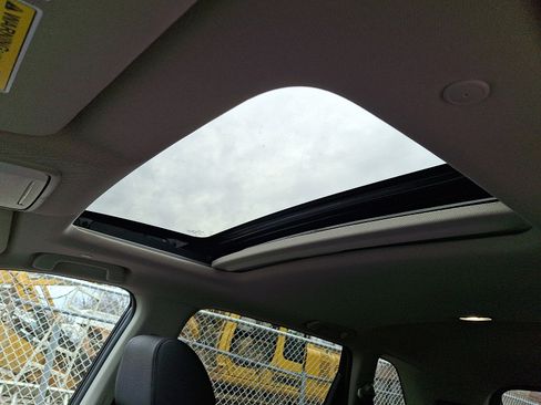 New 2026 Honda CR-V EX-L image 9