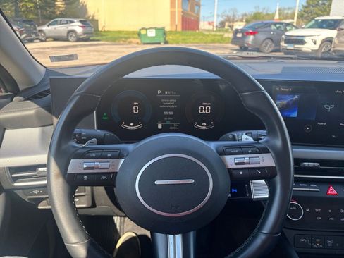 Used 2025 Hyundai Sonata SEL FWD image 32