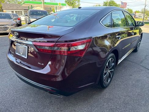 Used 2016 Toyota Avalon XLE w/ Protection Package FWD image 5