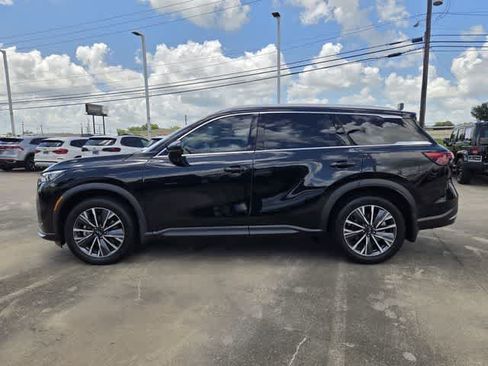 Certified 2027 INFINITI QX60 Luxe w/ Cargo Package FWD image 3