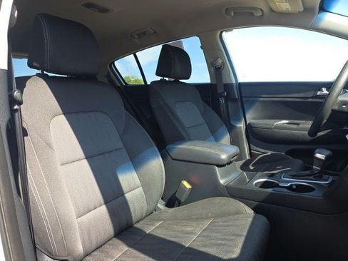 Used 2020 Kia Sportage LX AWD/4WD image 13