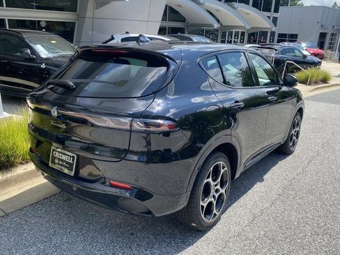 New 2025 Alfa Romeo Tonale VELOCE w/ Premium Package image 5
