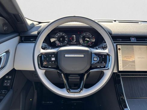 Used 2026 Land Rover Range Rover Velar S AWD/4WD image 15