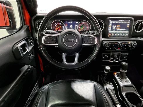 Used 2020 Jeep Wrangler Unlimited Sahara w/ Uconnect 4C Nav & Sound Group AWD/4WD image 6