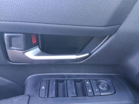 New 2025 Toyota Tacoma TRD Off-Road image 10