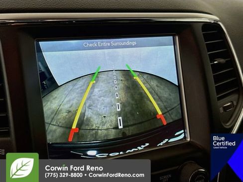 Used 2018 Jeep Grand Cherokee Altitude AWD/4WD image 18