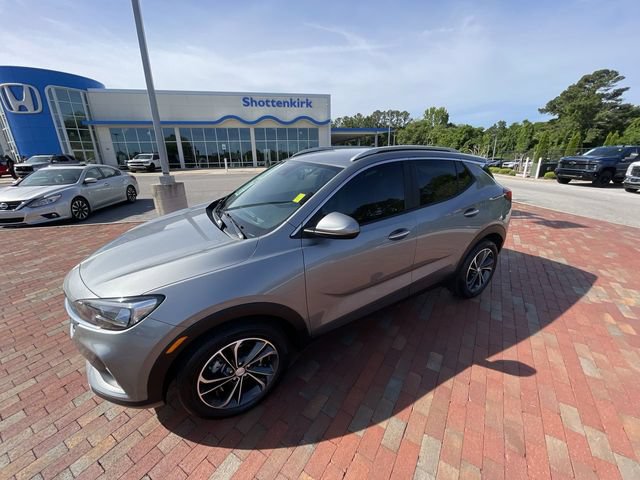 Used 2023 Buick Encore GX Select FWD image 38