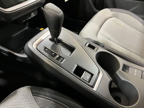 Used 2024 Subaru Crosstrek 2.0i Premium AWD/4WD image 17