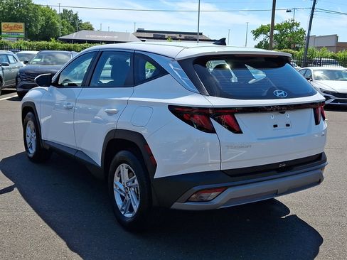 Used 2025 Hyundai Tucson SE AWD/4WD image 4
