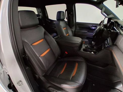 Certified 2025 GMC Sierra 1500 AT4 AWD/4WD image 16