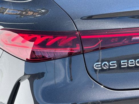 Used 2023 Mercedes-Benz EQS 580 4MATIC Sedan image 26