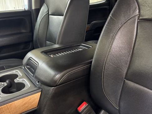 Used 2019 Chevrolet Silverado 2500 LTZ w/ Duramax Plus Package image 17