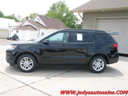 Used 2017 Ford Explorer 4WD image 29