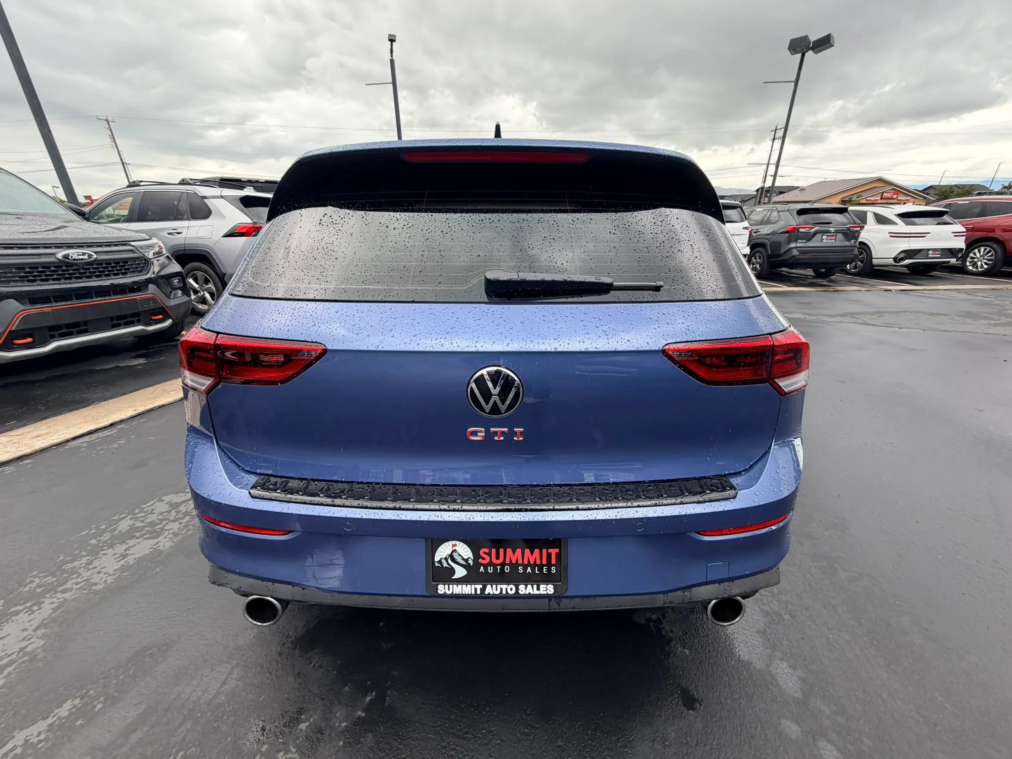 Used 2025 Volkswagen GTI SE FWD image 4