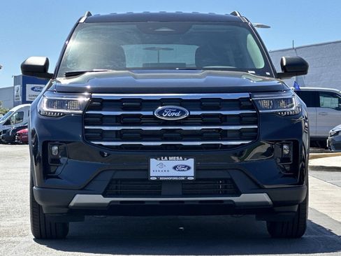 New 2026 Ford Explorer Active w/ Active Comfort Package RWD image 8
