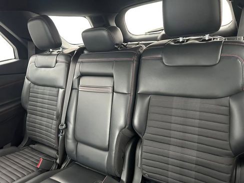 Used 2025 Ford Explorer ST-Line image 16