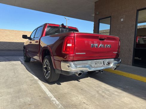 Used 2025 RAM 1500 Laramie AWD/4WD image 6