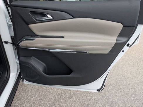 New 2026 Chevrolet Traverse LT w/ Sun and Wheel Package image 34