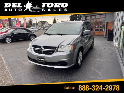 Used 2016 Dodge Grand Caravan SXT image 1