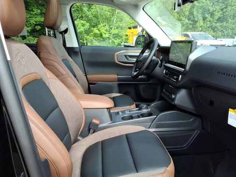 New 2026 Ford Bronco Sport Outer Banks w/ Outer Banks Tech Package+ AWD/4WD image 8