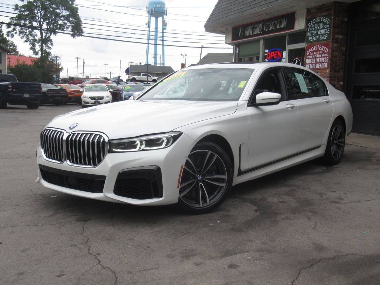Used 2021 BMW 750i xDrive w/ Executive Package AWD/4WD image 41