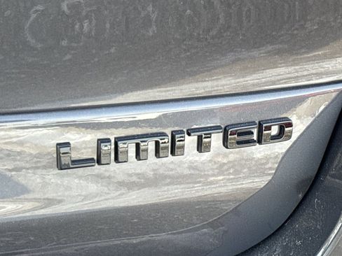 New 2025 Jeep Grand Cherokee L Limited image 8