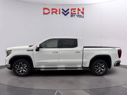 New 2026 GMC Sierra 1500 SLT w/ SLT Premium Plus Package AWD/4WD image 2