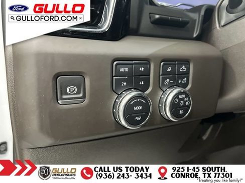 Used 2024 GMC Sierra 3500 Denali w/ Denali Reserve Package AWD/4WD image 19