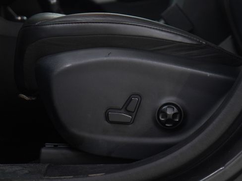 Used 2017 Jeep Cherokee Trailhawk image 23