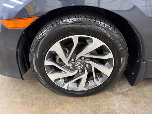 Used 2017 Honda Civic EX image 26