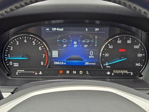 Used 2023 Ford Explorer XLT w/ Equipment Group 202A RWD image 11