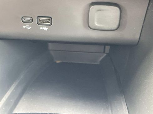 Used 2024 Buick Encore GX Preferred FWD image 18