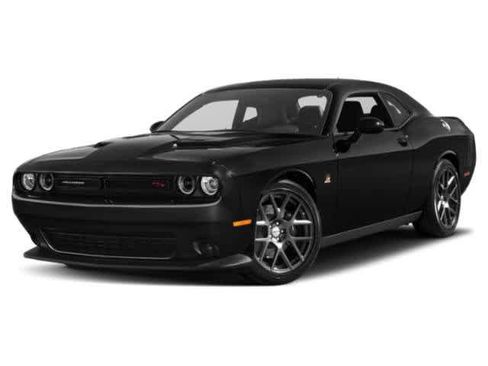 Used 2018 Dodge Challenger R/T Scat Pack RWD image 1