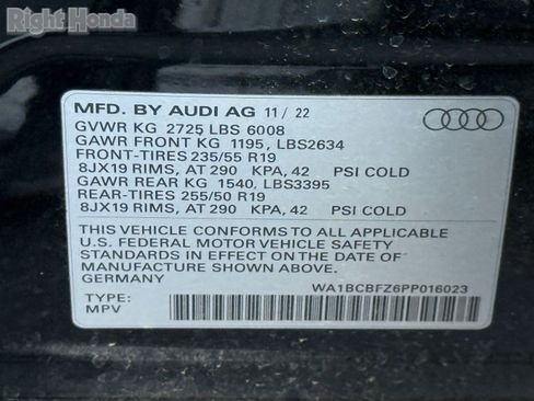 Used 2023 Audi Q4 e-tron Premium Plus w/ Premium Plus image 13