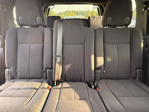Used 2015 Ford Expedition XLT AWD/4WD image 22