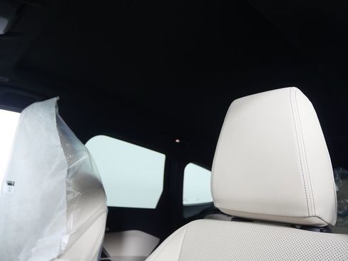 Used 2025 BMW X1 xDrive28i image 11