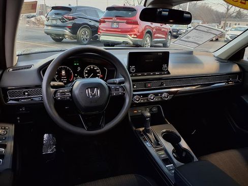 Used 2023 Honda Civic LX image 5