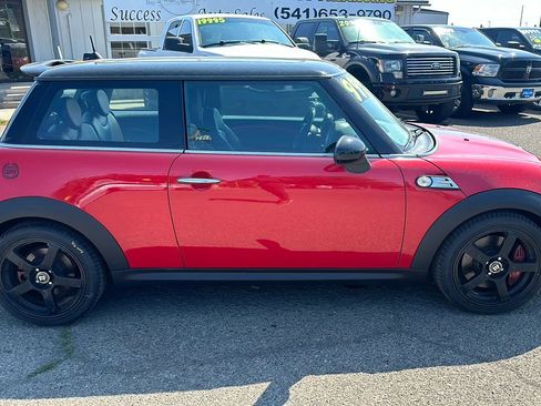 Used 2011 MINI Cooper John Cooper Works image 17