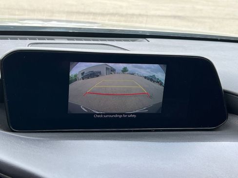 Used 2024 MAZDA MAZDA3 s FWD image 9