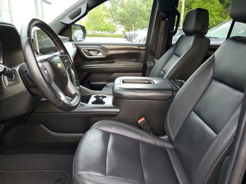 Used 2024 Chevrolet Tahoe LT RWD image 17