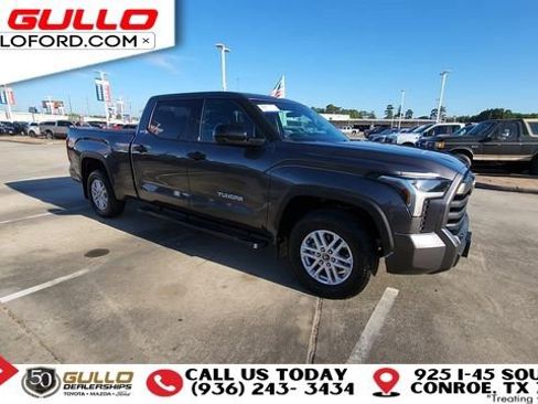 Used 2022 Toyota Tundra SR5 image 2
