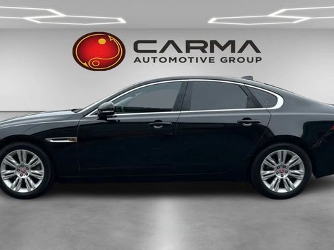 Used 2016 Jaguar XF Premium image 2