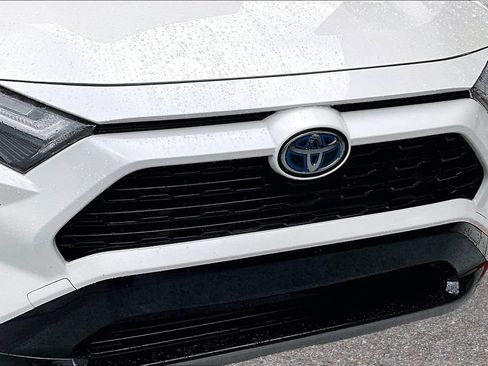 Certified 2022 Toyota RAV4 XSE w/ XSE Grade Weather Package AWD/4WD image 36