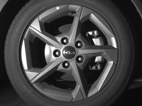 Used 2025 Kia K4 FWD image 13