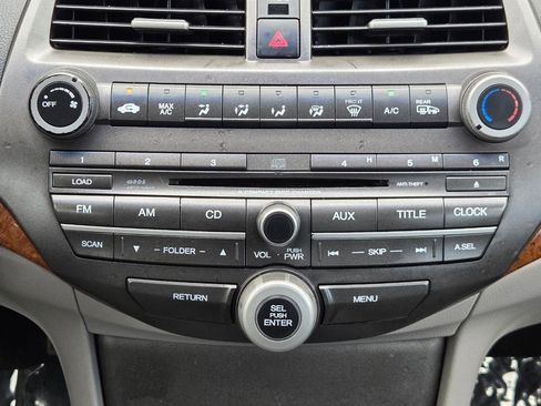 Used 2011 Honda Accord EX image 21