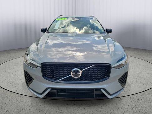 Used 2025 Volvo XC60 T8 Plus w/ Protection Package Premier AWD/4WD image 6