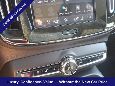 Used 2026 Volvo XC40 B5 Plus w/ Protection Package Premier AWD/4WD image 17