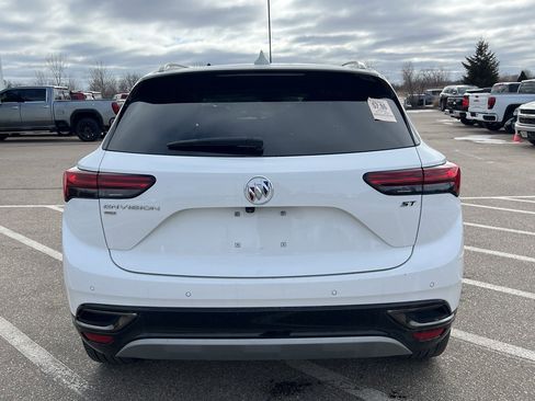 Used 2023 Buick Envision Essence w/ Technology Package I image 4